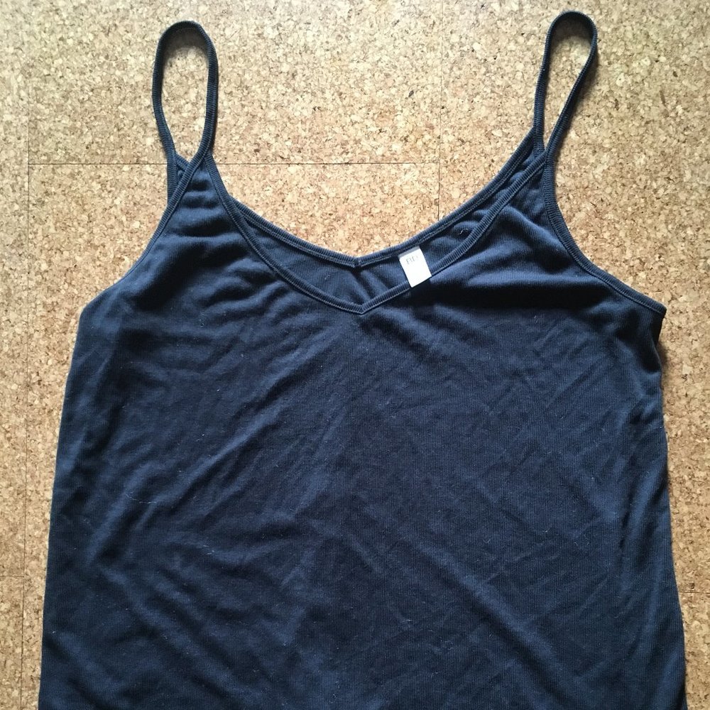 Free People V-tank